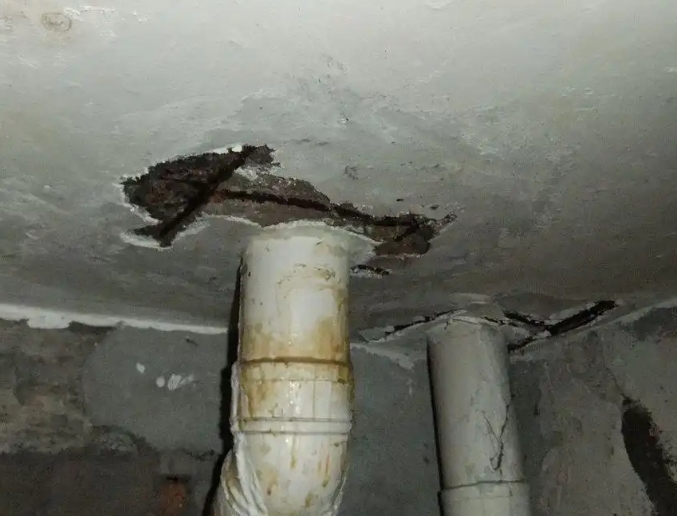 左贡卫生间漏水维修公司浅析左贡卫生间渗水维修的方法